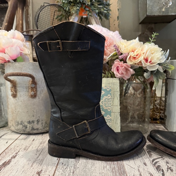 FREEBIRD CROSBY BOOTS | BLK DISTRESSED LEATHER | MOTO FESTIVAL | Free People | 9 - Picture 7 of 15
